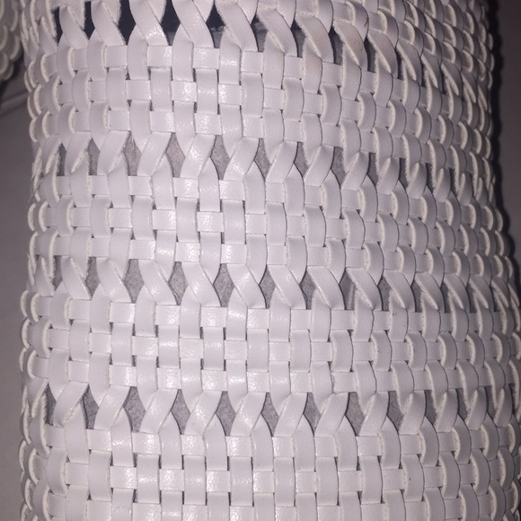 Sz 8 brand new white genuine leather - Picture 11 of 11